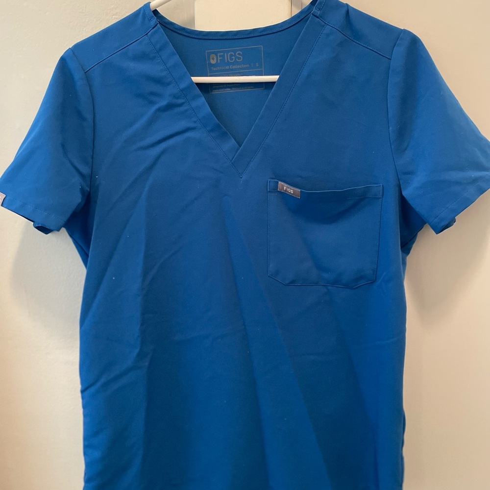 Figs scrubs: royal blue